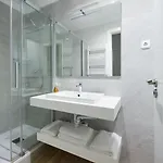 Soroa Apartment *